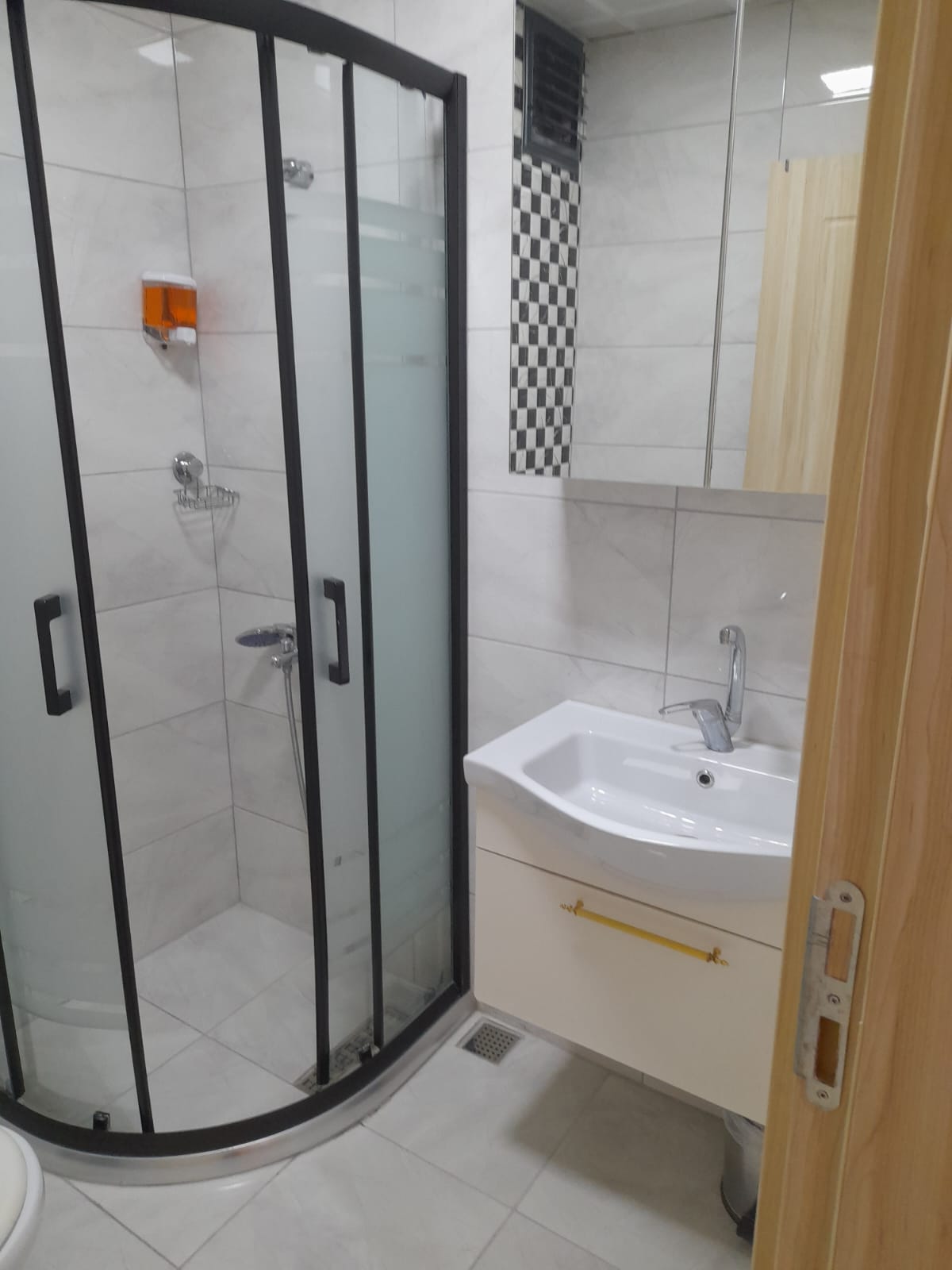 Otel 4